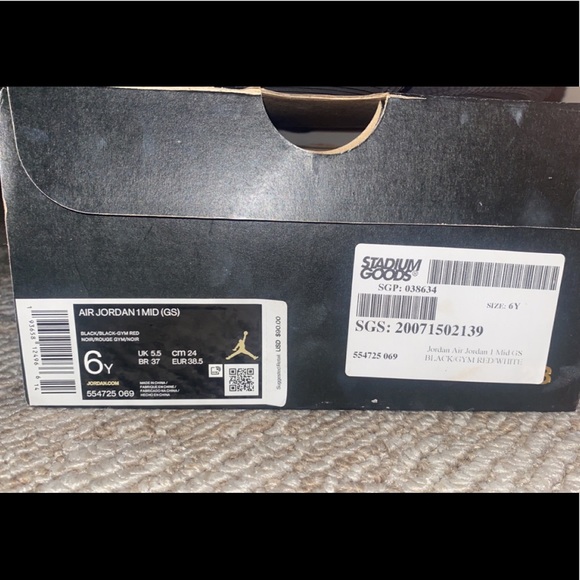 JORDAN AIR JORDAN 1 MID GS BLACK/RED/WHITE - Picture 3 of 4